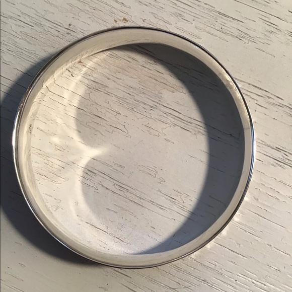 Bangle - Picture 3 of 4